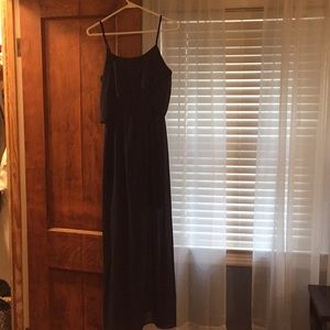Long flowy navy blue dress!